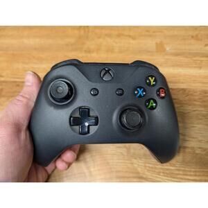 Microsoft Xbox ONE Wireless Controller - Black